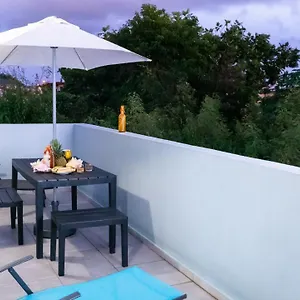 https://joli-appartement-avec-vue-au-moule.comcaribbean.com